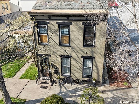 3rd image of 507 E Main Street