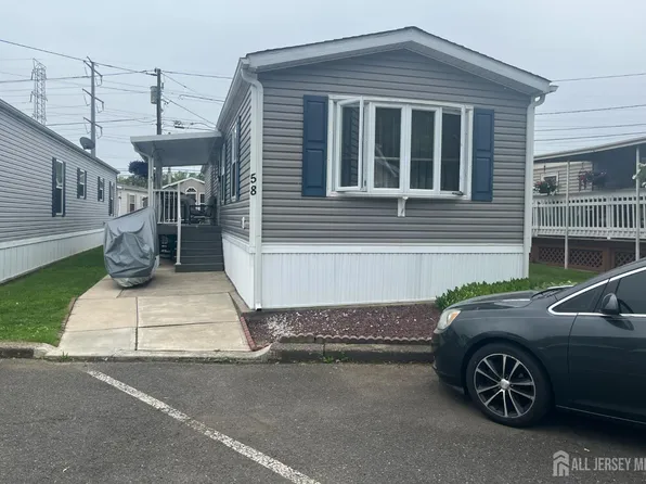 58 E Coddington Ave, Avenel, NJ 07001