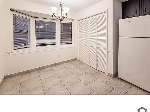 3rd image of 1928 Patterson Cir #1928