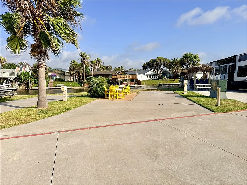 1st image of 101 Caribbean Dr #11