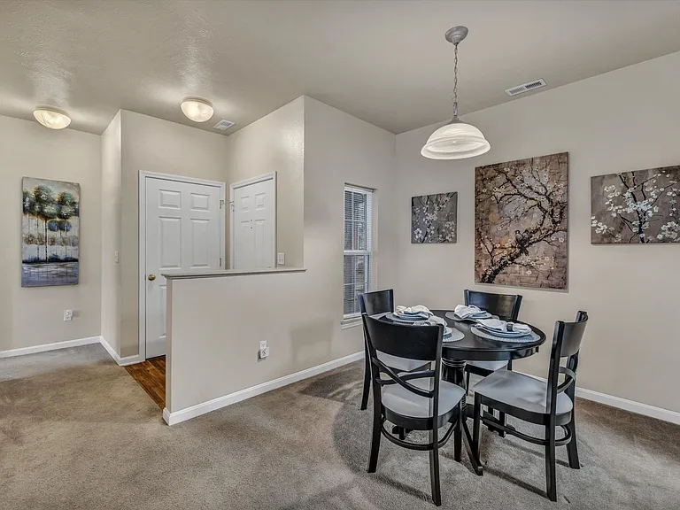 8582 Lincoln Ave — Photo 10