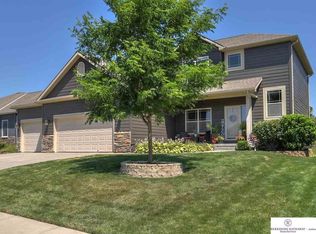 17056 Corby St, Omaha, NE 68116