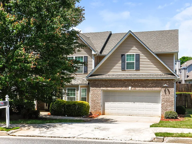 3556 Bridle Brook Dr — Photo 1