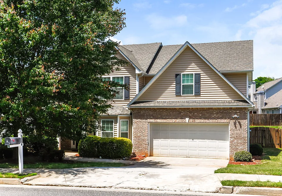 3556 Bridle Brook Dr