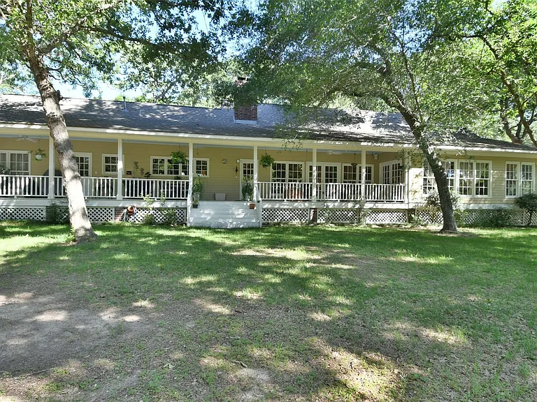 1263 Weishuhn Rd — Photo 34