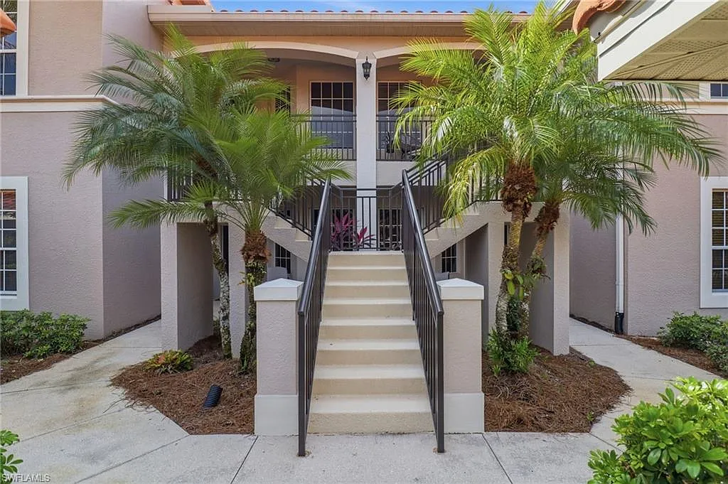 2 bed, 2.0 bath, 1467 sqft, $7,500 — Photo 4