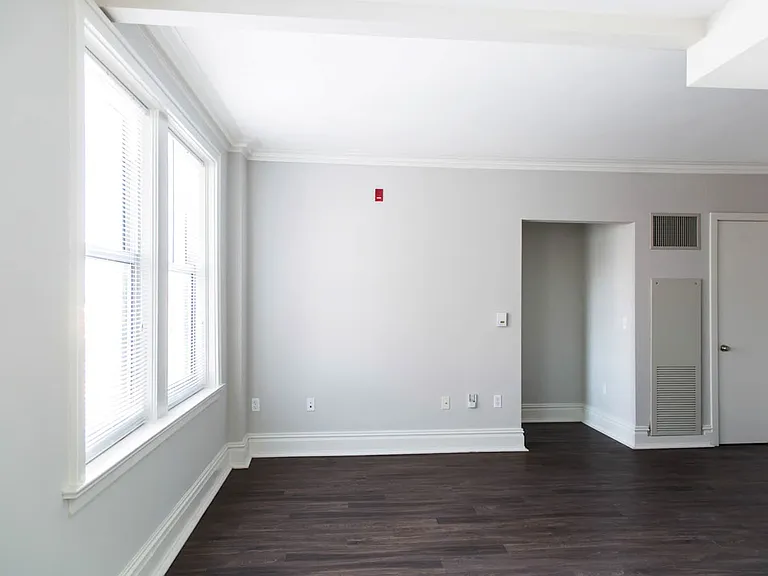 Dining/Living room