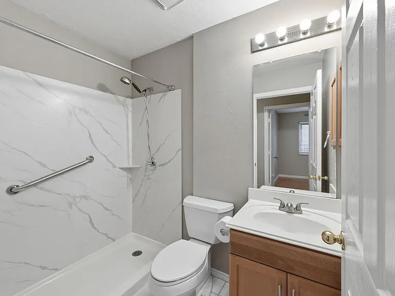 3503 Riverside Dr — Photo 21