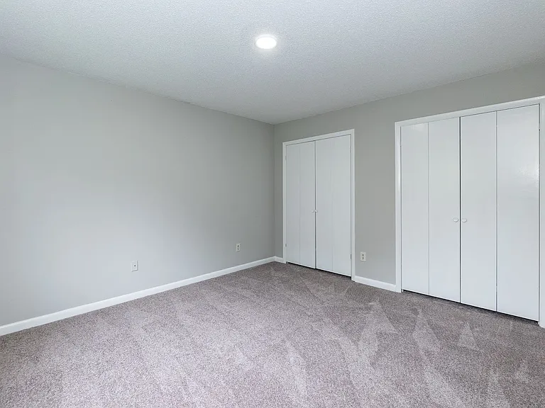 Ligon Apartments- 2900 Ligon St — Photo 10