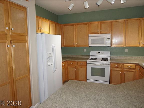5th image of 9272 Mandeville Bay Ave