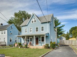 42 S Bridgeboro St, Delran, NJ 08075