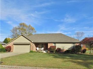 1093 Kingsway Dr, Avon, IN