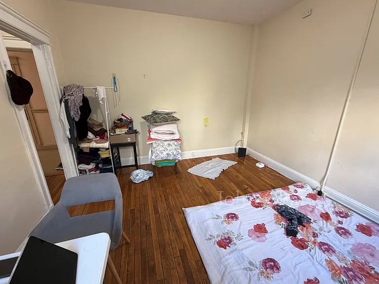 225 Kelton St #4 — Photo 6