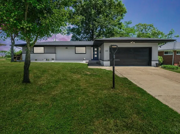 68 Huntington Ct, Hamilton, OH 45013