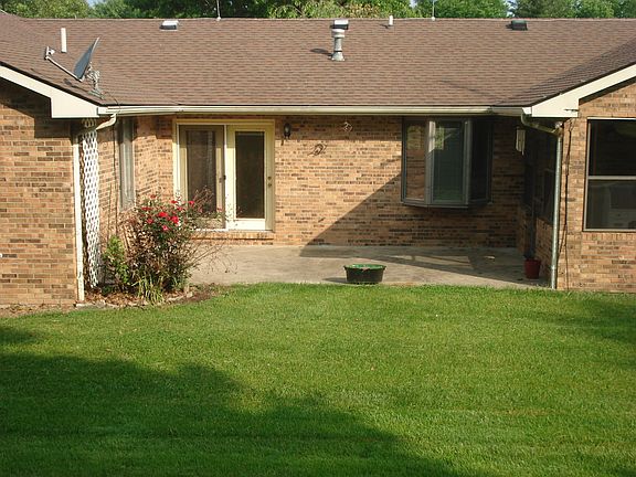 3rd image of 202 Culpepper Dr