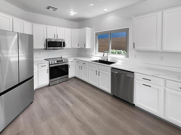 5th image of 18721 E SWAN Drive