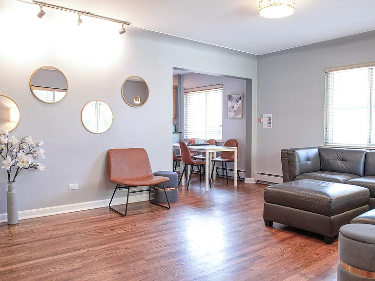 Living Room: Comfortable Leather Sofa for Family and Friends Conversation