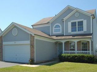 89 E Green Valley Ct, Round Lake Beach, IL 60073