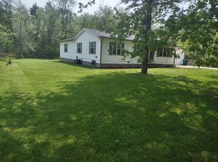 147 S Lapeer St, Standish, MI 48658