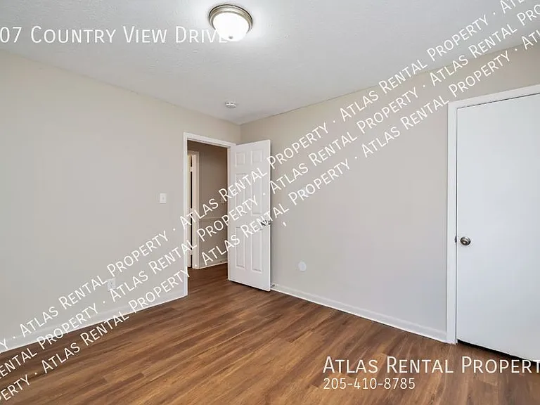 607 Country View Dr — Photo 10