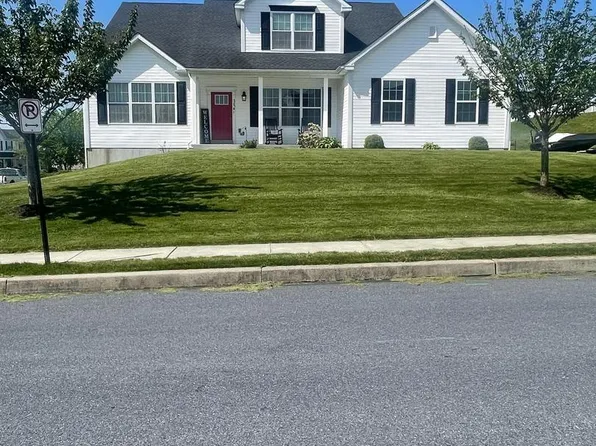 35 Adams Rd, Leesport, PA 19533