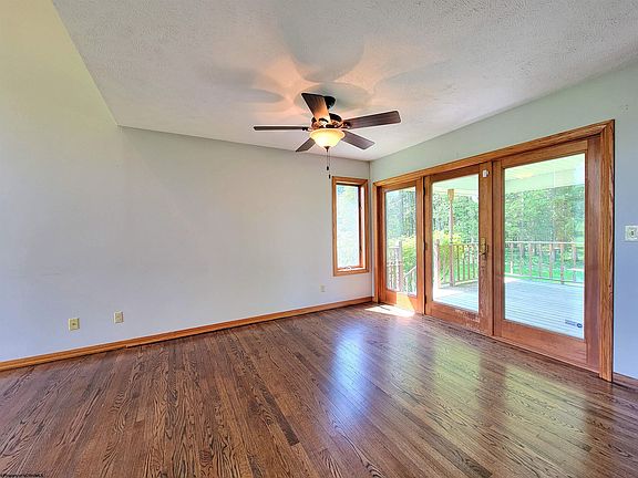 4th image of 119 Parkview Dr