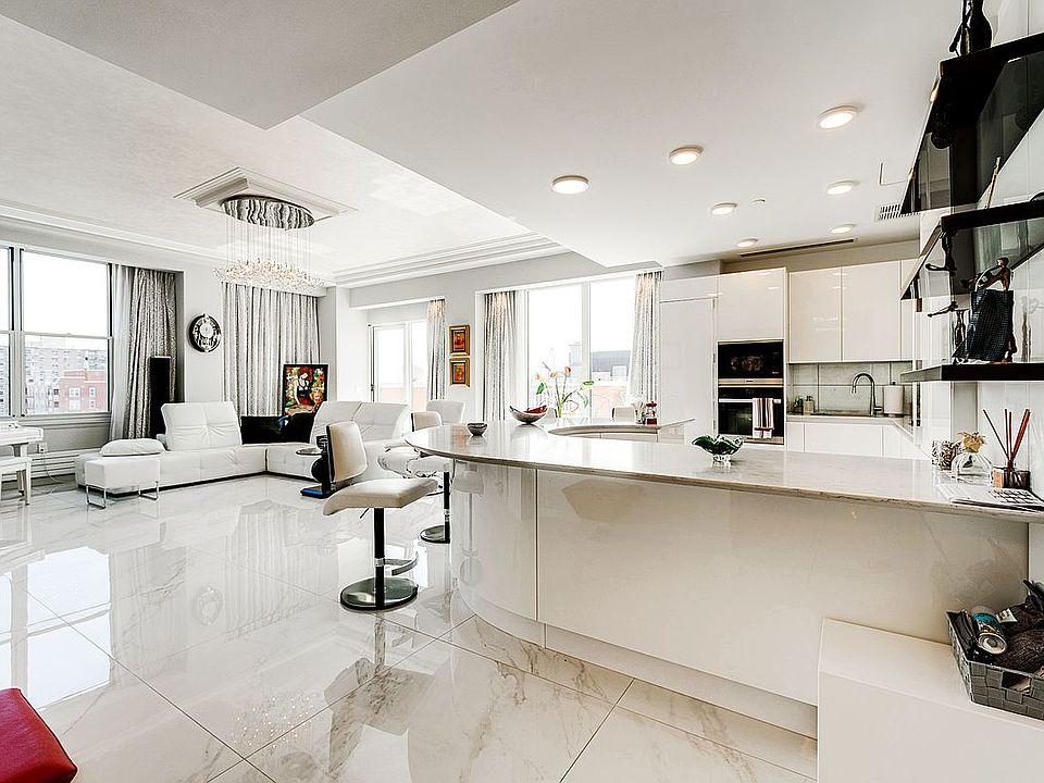 1st image of 50 Oceana Dr W Unit Ph2c
