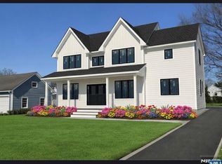 615 Shelton Rd, Ridgewood, NJ 07450