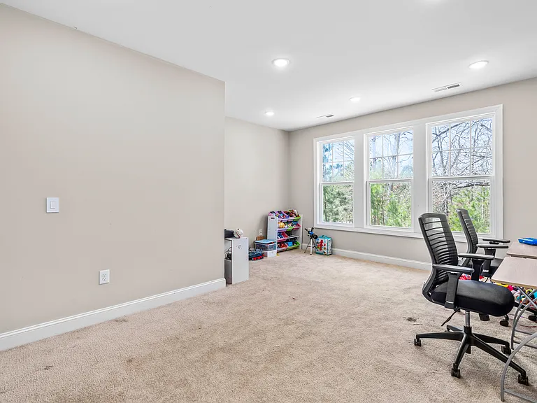 424 Hopwood Way — Photo 24