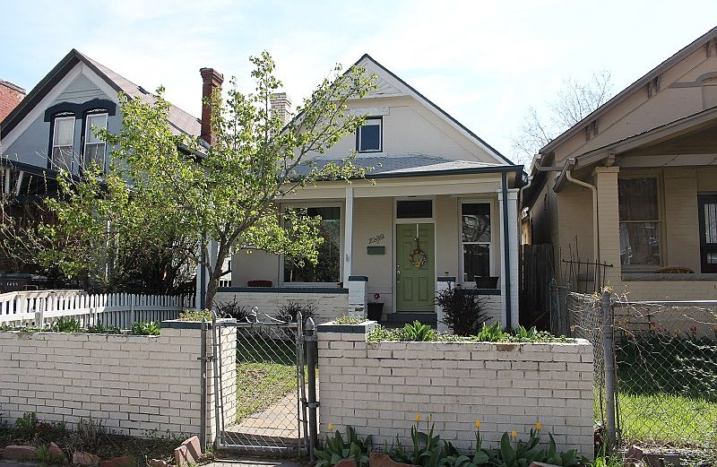1st image of 1042 N Lipan St