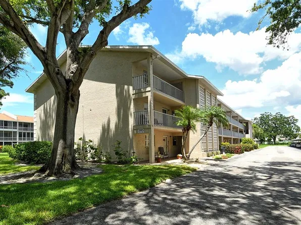 3985 Maceachen Blvd APT 224, Sarasota, FL 34233