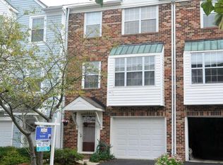18217 Fox Chase Cir, Olney, MD 20832