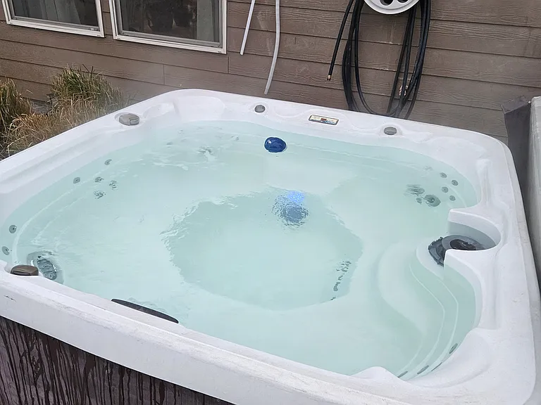 Hot tub