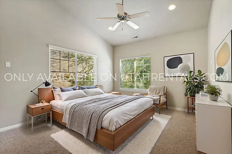 1043 Canyon Meadow Dr #7