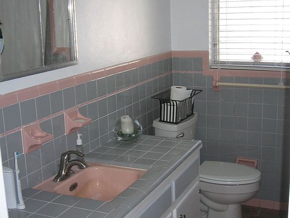 5th image of 4955 4th Ave S