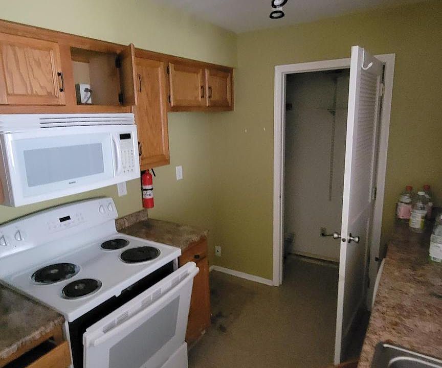 2nd image of 153 Crestmont Dr