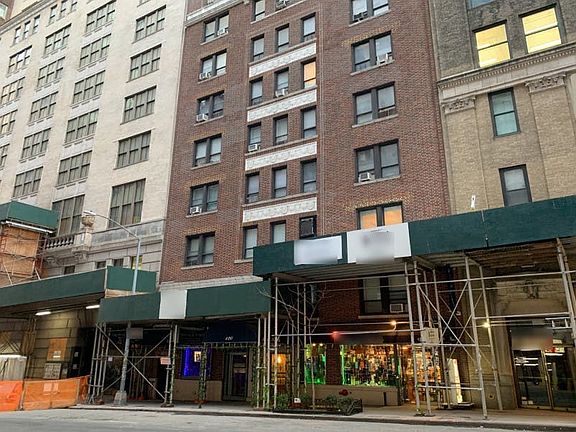 2nd image of 120 W 58th St