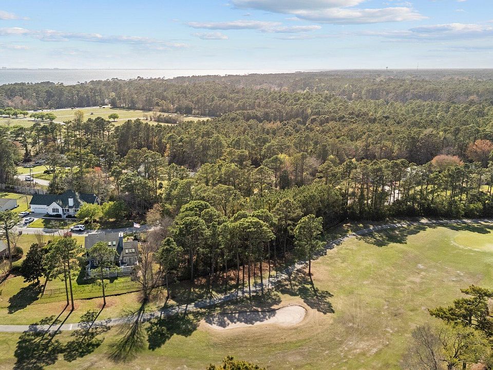 1st image of 215 Oak Drive