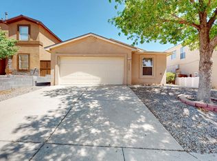 10409 Red Robin Rd SW, Albuquerque, NM 87121