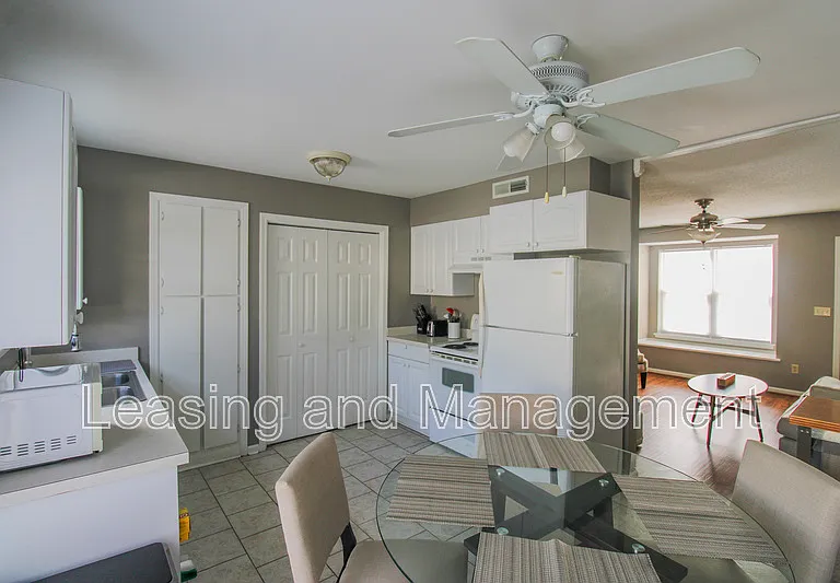 1423 Ashley River Rd #2C — Photo 6