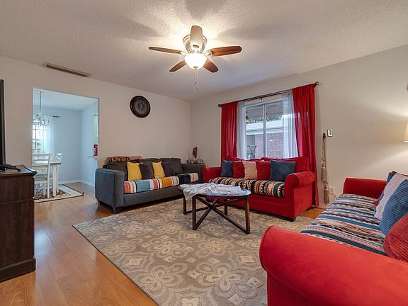 4th image of 8543 10th St N APT C