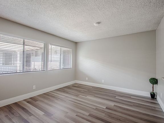3rd image of 359 Obispo Ave APT 16