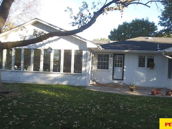 2nd image of 2133 Bramblewood Ln