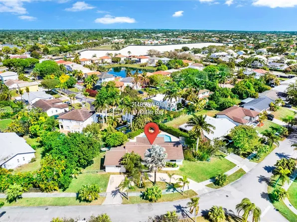 21405 SW 97th Pl, Cutler Bay, FL 33189