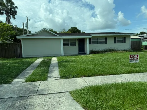 4706 Wallace Ave, Tampa, FL 33611