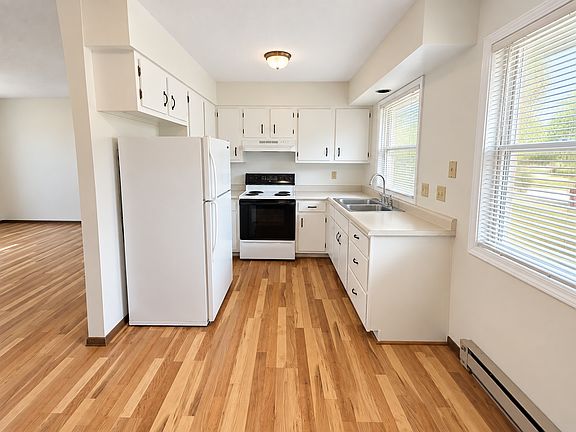 2nd image of 600 E Aspen Blvd #3