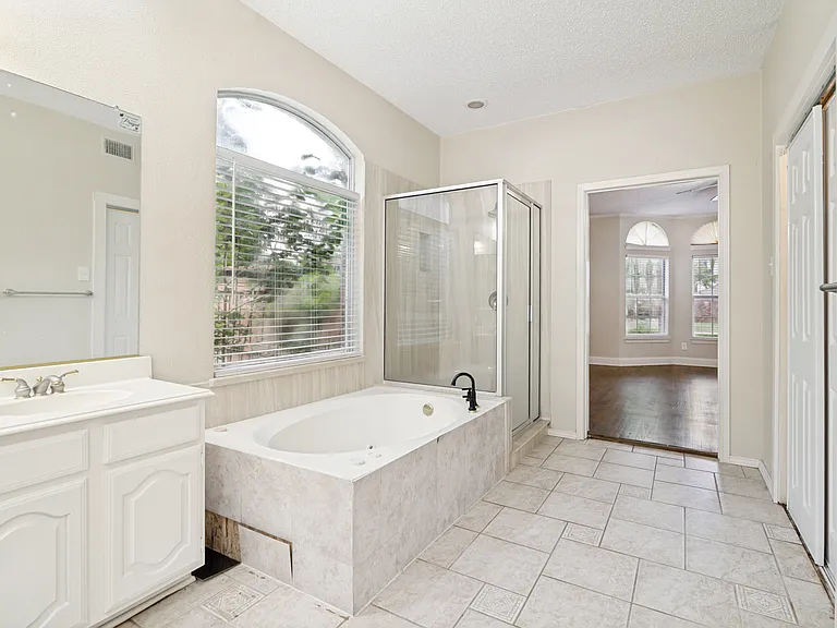7414 Silver Lake Dr — Photo 11
