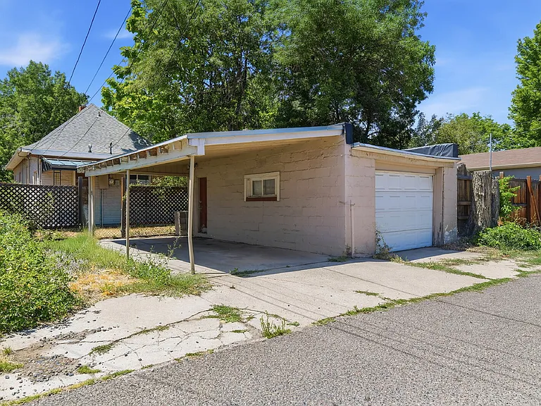 1420 S Washington St — Photo 27