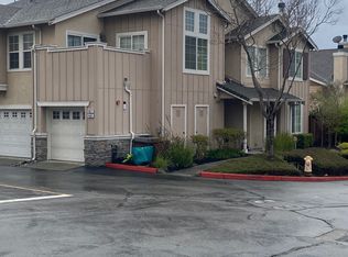 10877 McPeak Ln, Dublin, CA 94568
