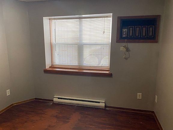 5th image of 236 Thayer St APT 2